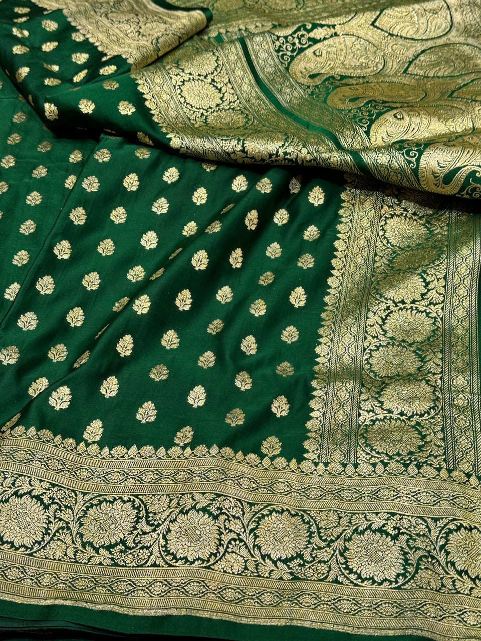 Banarasi Minakari Pure Katan Silk Saree | Pure Silk | Minakari Work | Cutwork Technique | Banarasi Katan Silk Saree