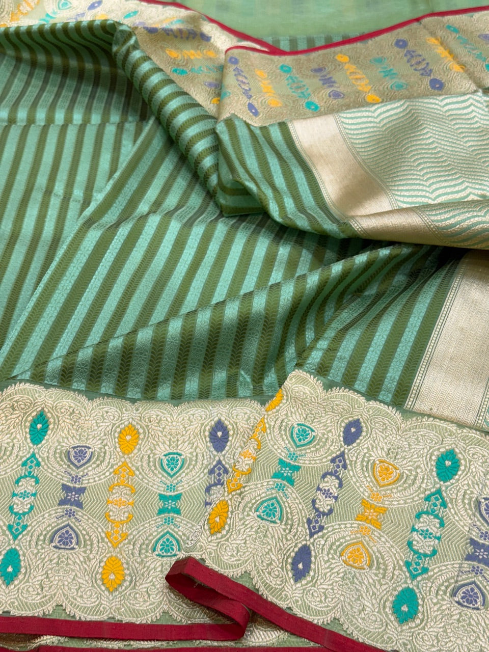 Handwoven Banarasi Pure Organza Saree