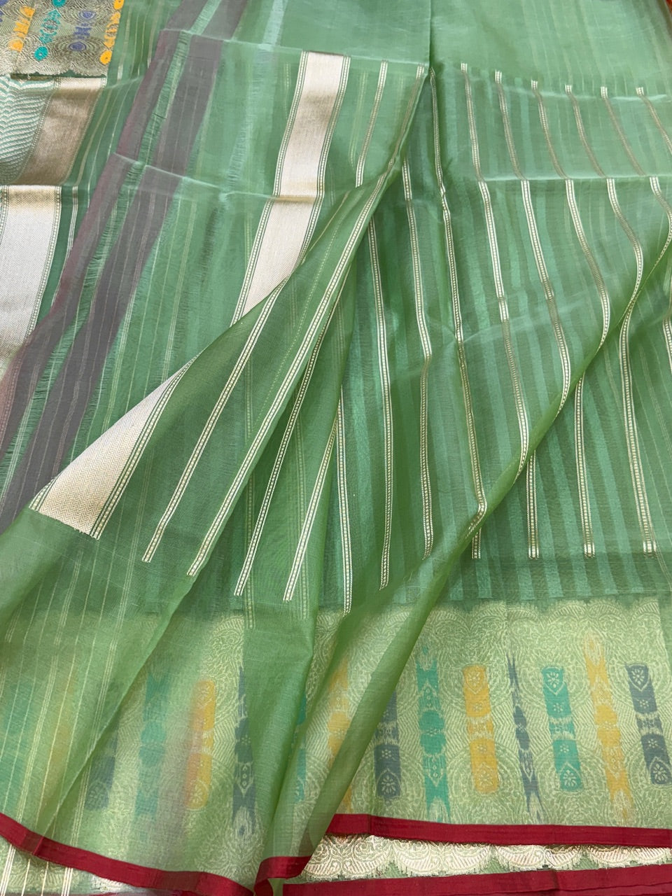 Handwoven Banarasi Pure Organza Saree