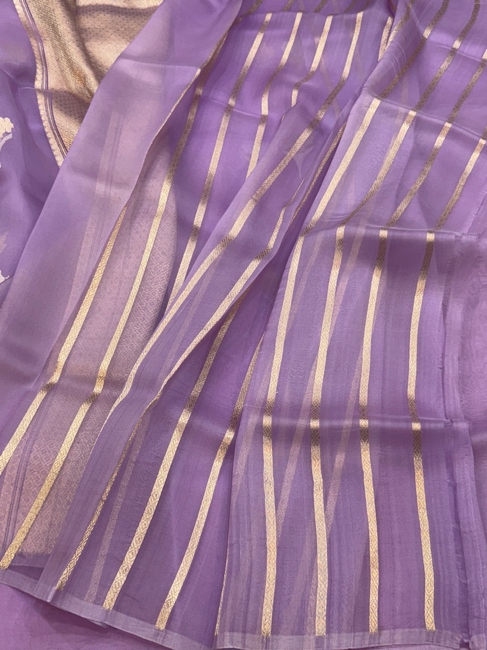 Lavender Handwoven Banarasi Pure Organza Silk Saree