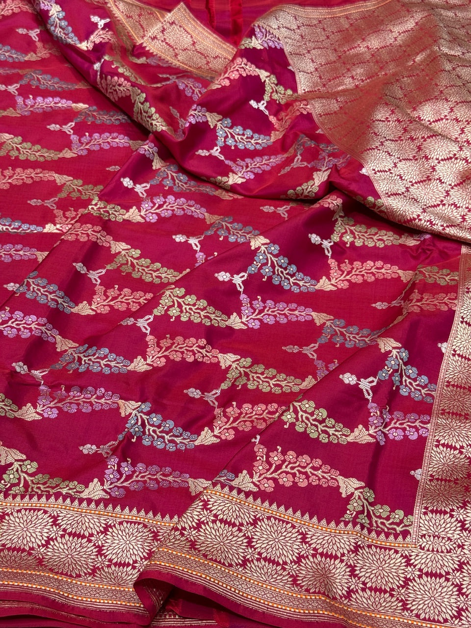 Reddish Pink Handwoven Banarasi Pure Silk Saree