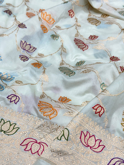White Handwoven Banarasi Pure Silk Saree