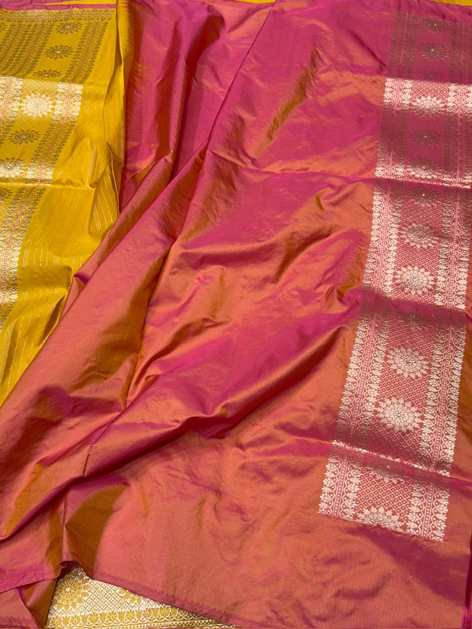 Yellow Handwoven Pure Banarasi Silk Saree