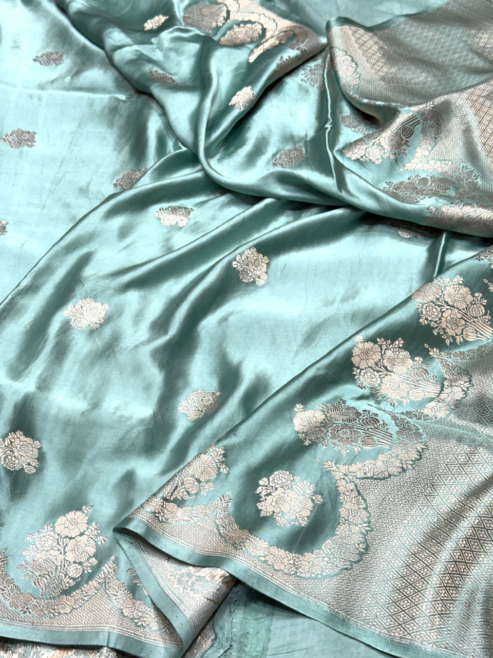 Sage Green Handwoven Pure Banarasi Mashru Silk Saree