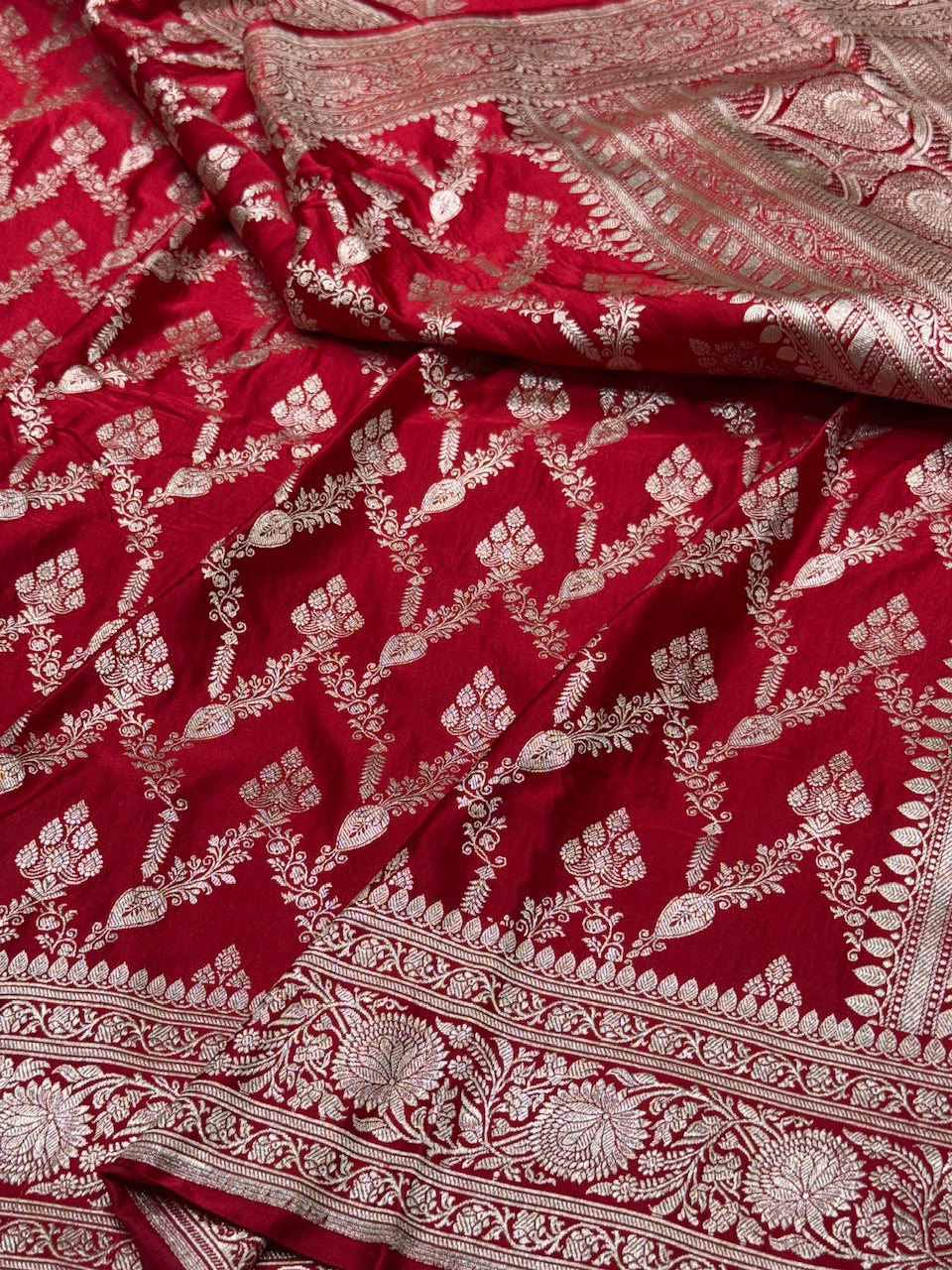 Red Handwoven Vintage Pure Banarasi Satin Silk Saree