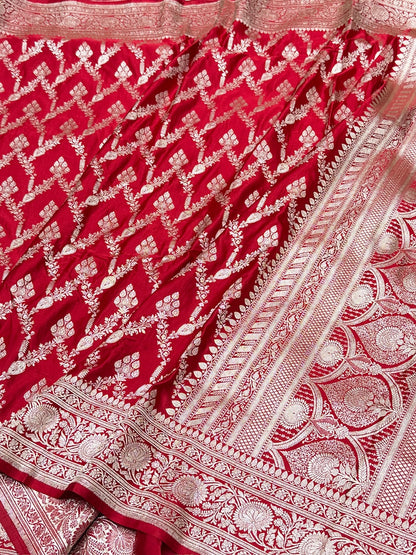 Red Handwoven Vintage Pure Banarasi Satin Silk Saree