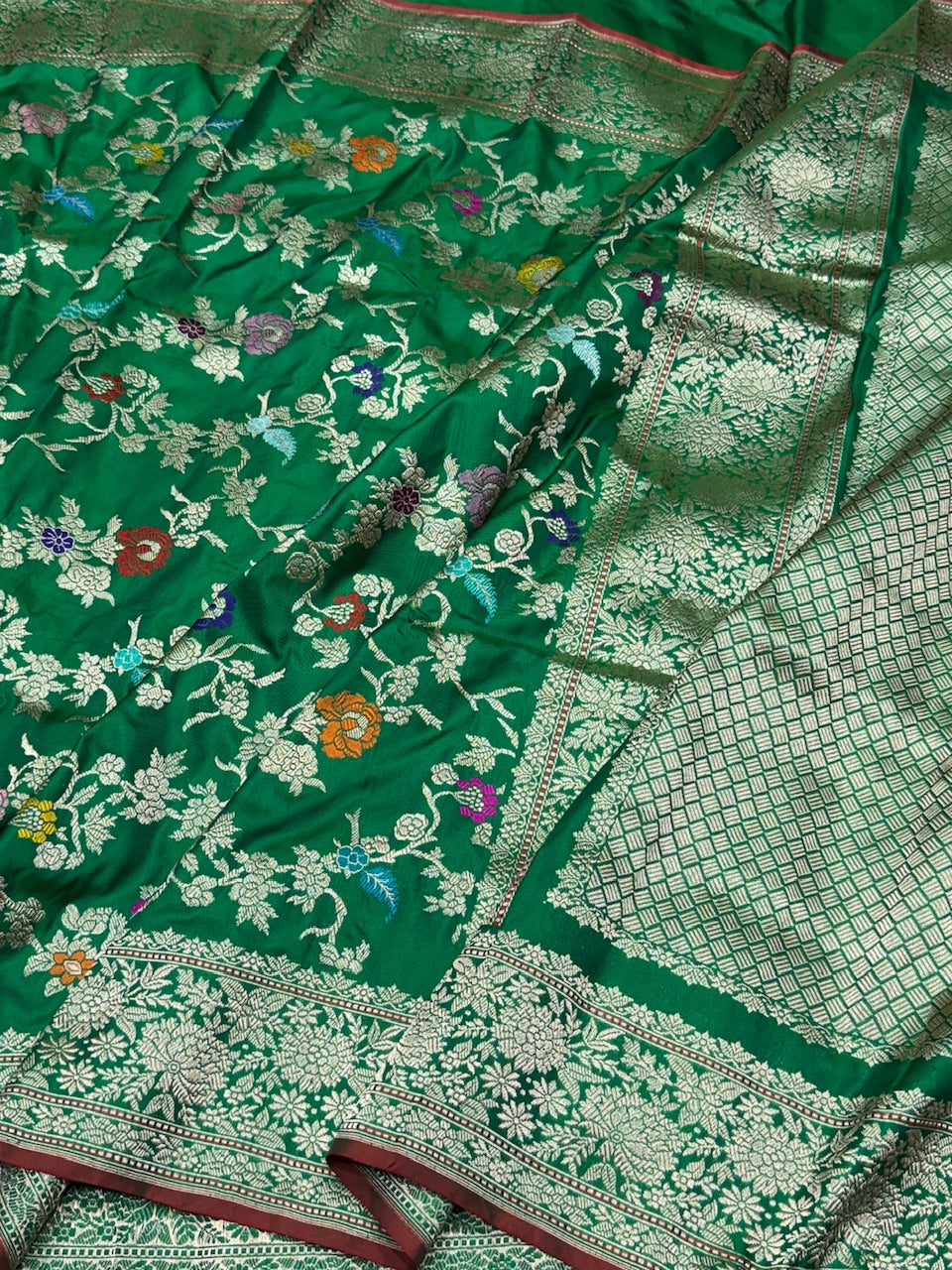Green Handwoven Banarasi Ektara Pure Silk Saree