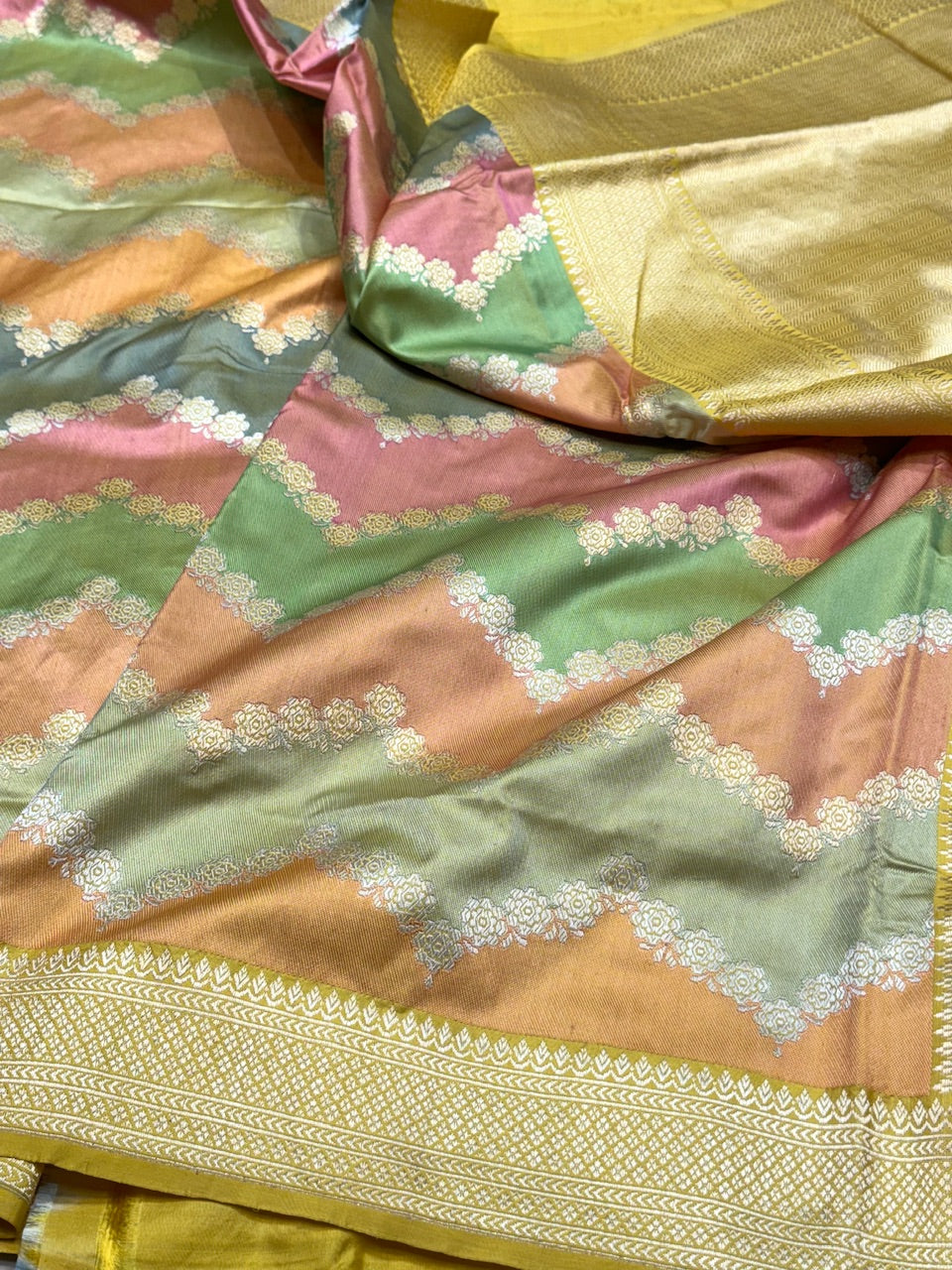 Yellow Rangkaat Handwoven Banarasi Saree