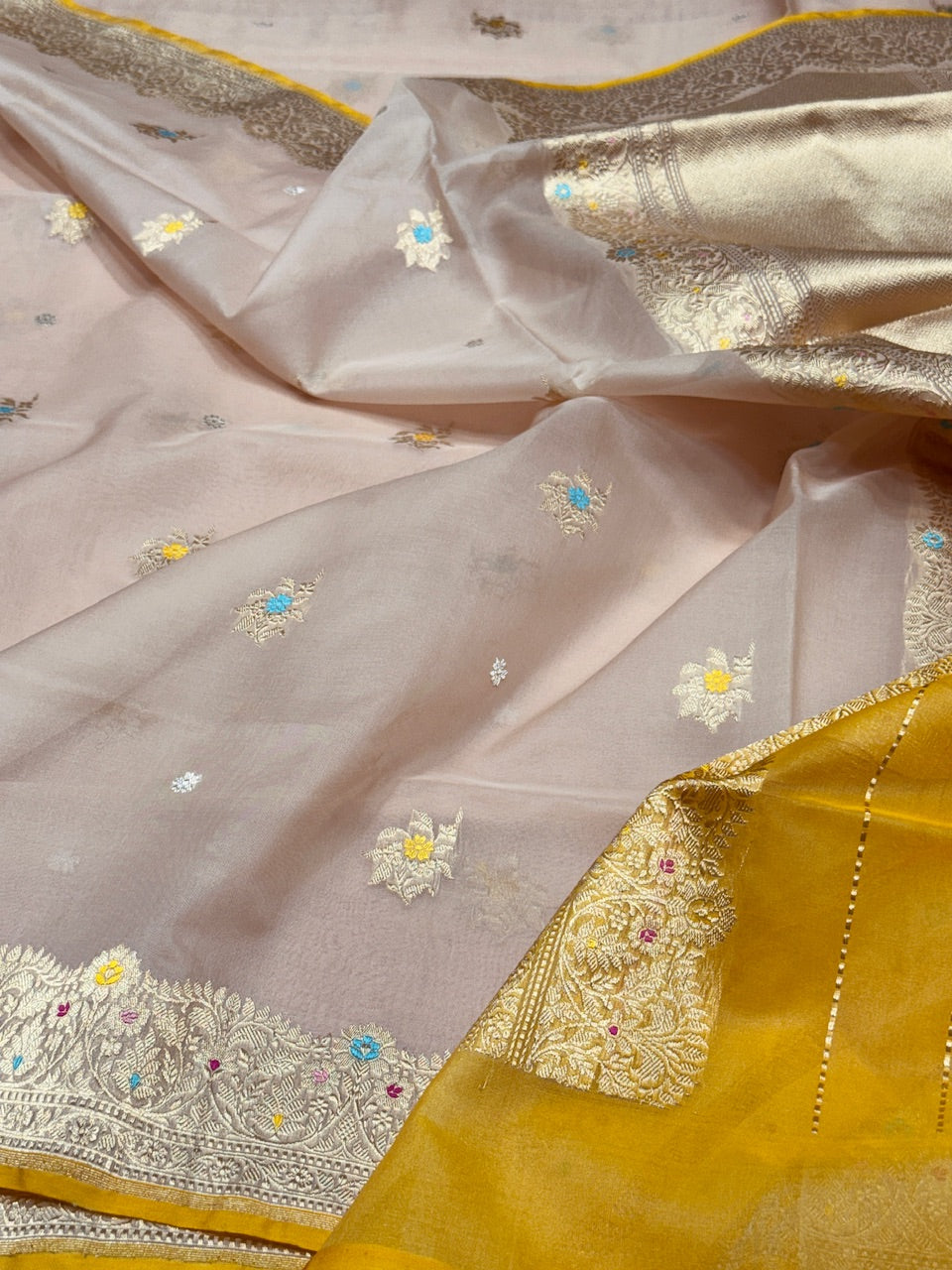 Peach Handwoven Pure Banarasi Organza Saree