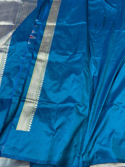 Peacock Blue Handwoven Pure Banarasi Silk Saree