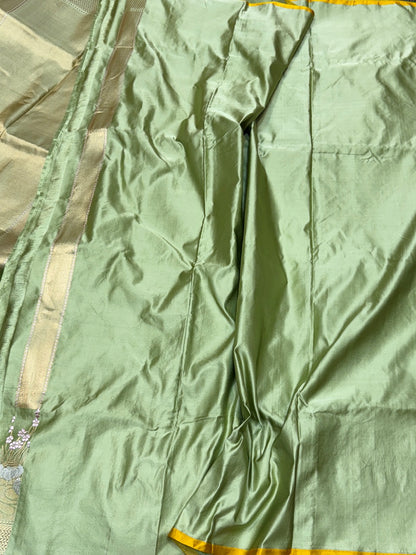 Pista Handwoven Banarasi Pure Mashru Satin Silk Saree
