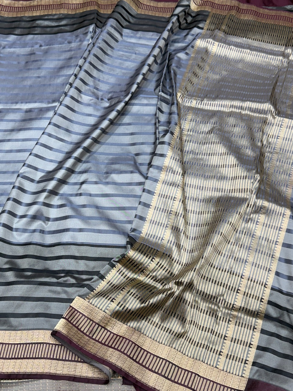 Ash Grey Handwoven Banarasi Pure Satin Tanchoi Silk Saree