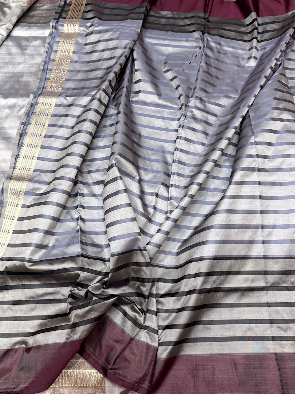 Ash Grey Handwoven Banarasi Pure Satin Tanchoi Silk Saree