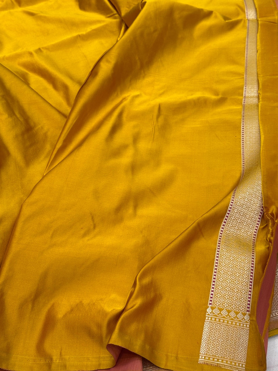 Mustard Yellow Handwoven Pure Banarasi Satin Tanchoi Silk Saree
