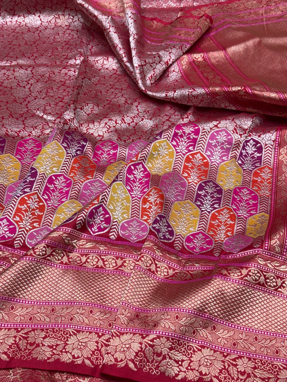 Red Handwoven Pure Banarasi Silk Saree