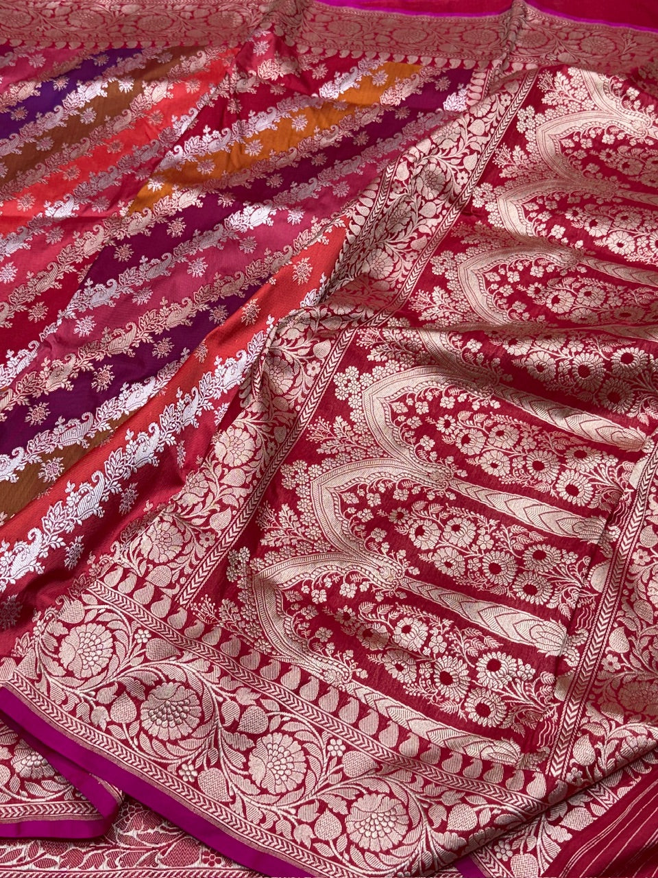 Red Rangkaat Handwoven Pure Banarasi Saree
