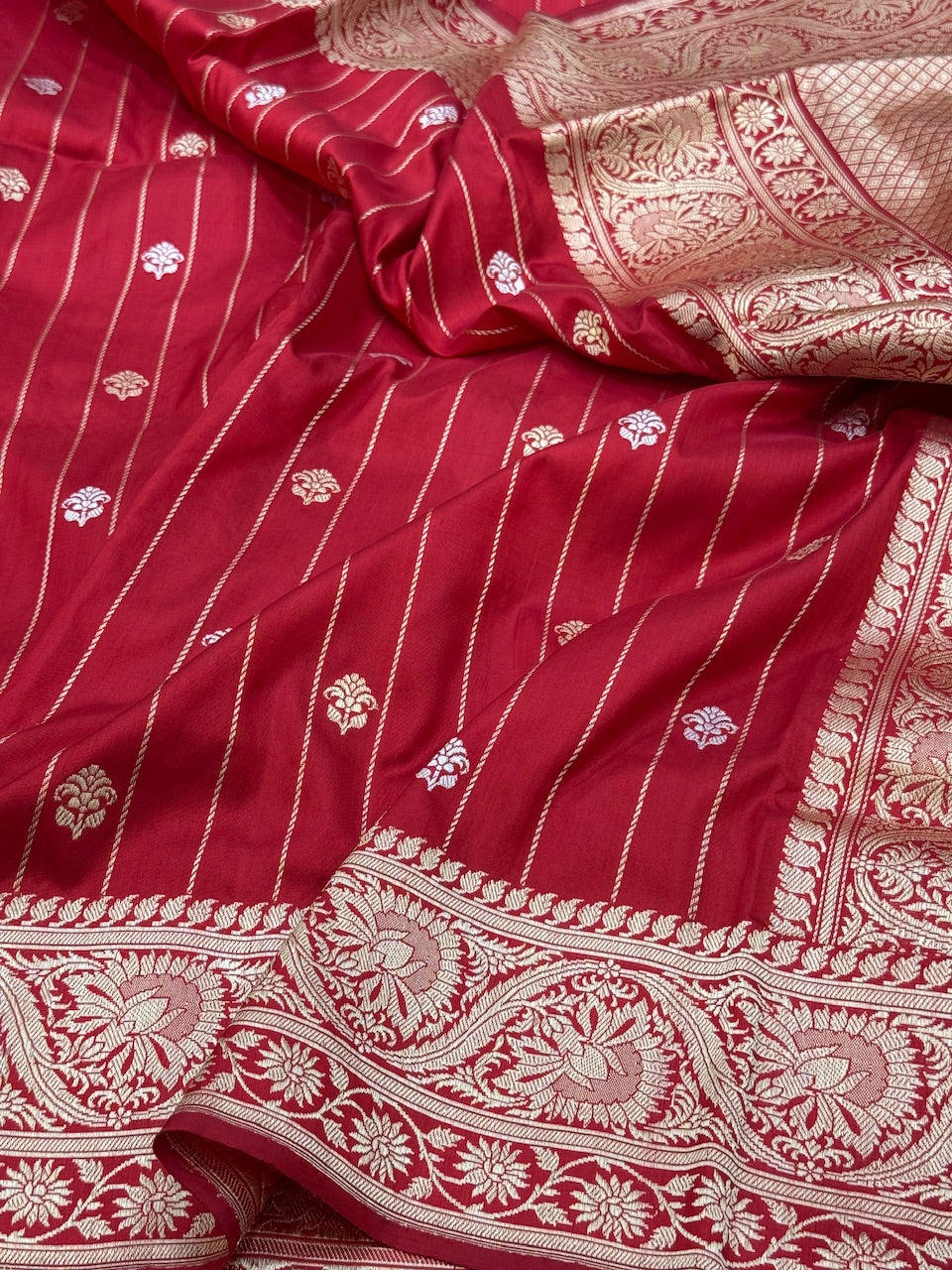 Red Handwoven Banarasi Silk Saree