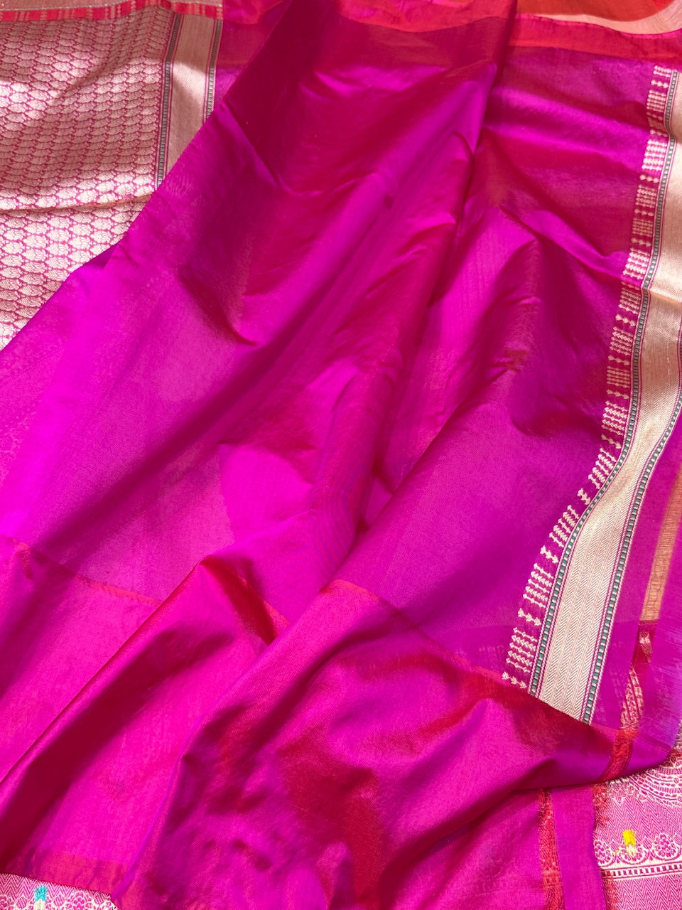 Rose Gold Handwoven Pure Banarasi Tissue Saree