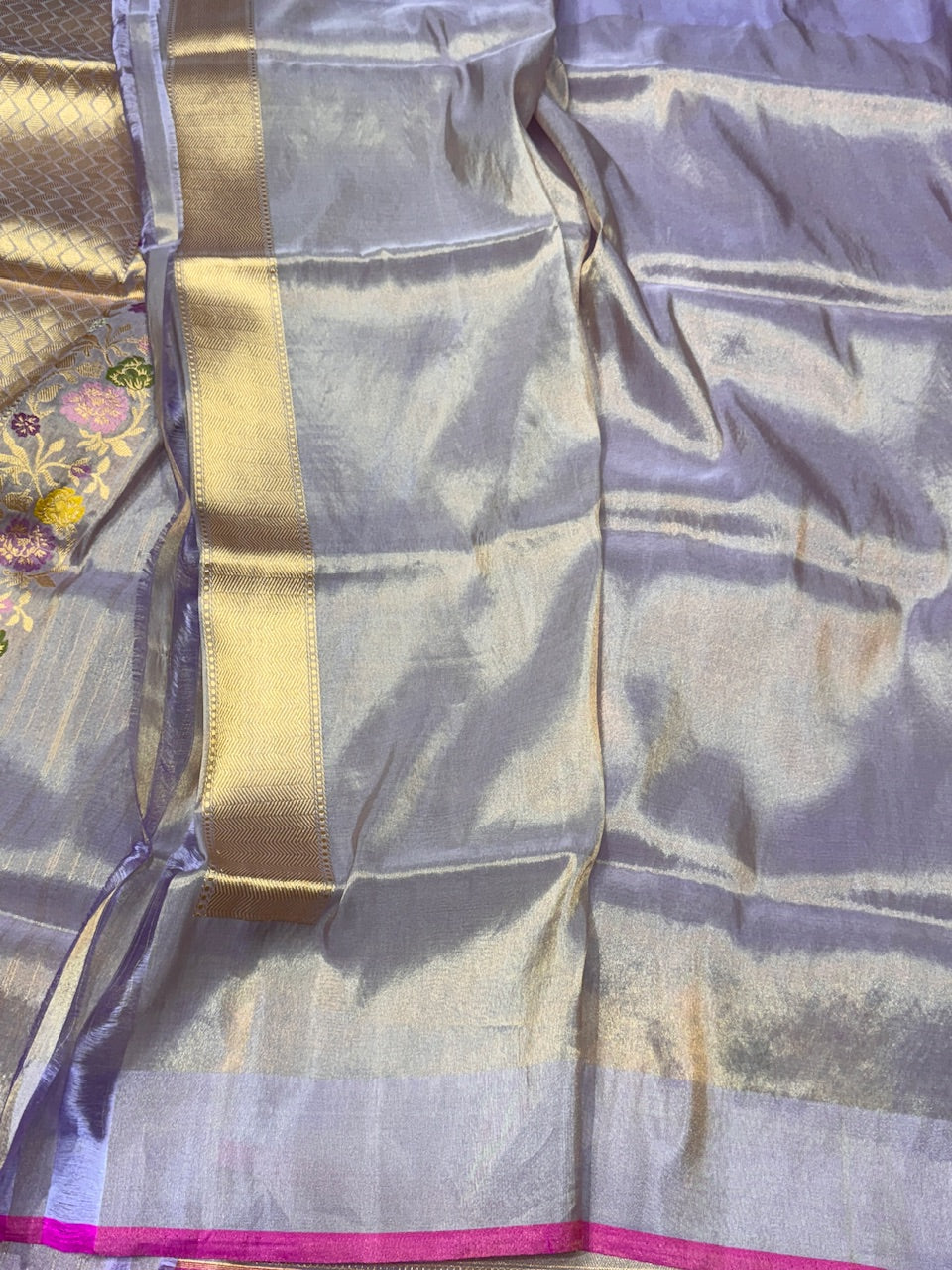 Lavender Handwoven Pure Banarasi Tissue Saree