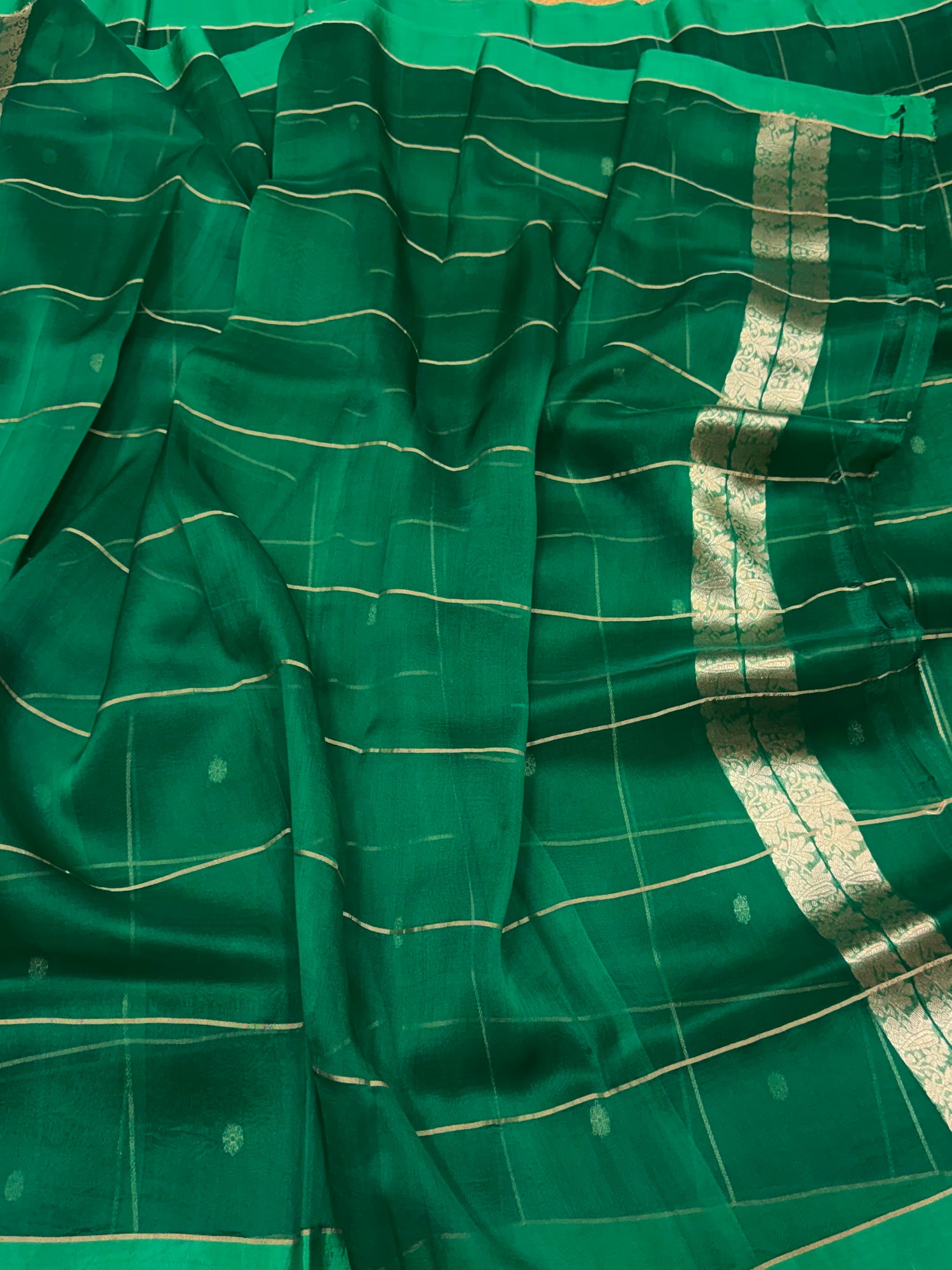 Green Handwoven Pure Banarasi Organza Silk Saree