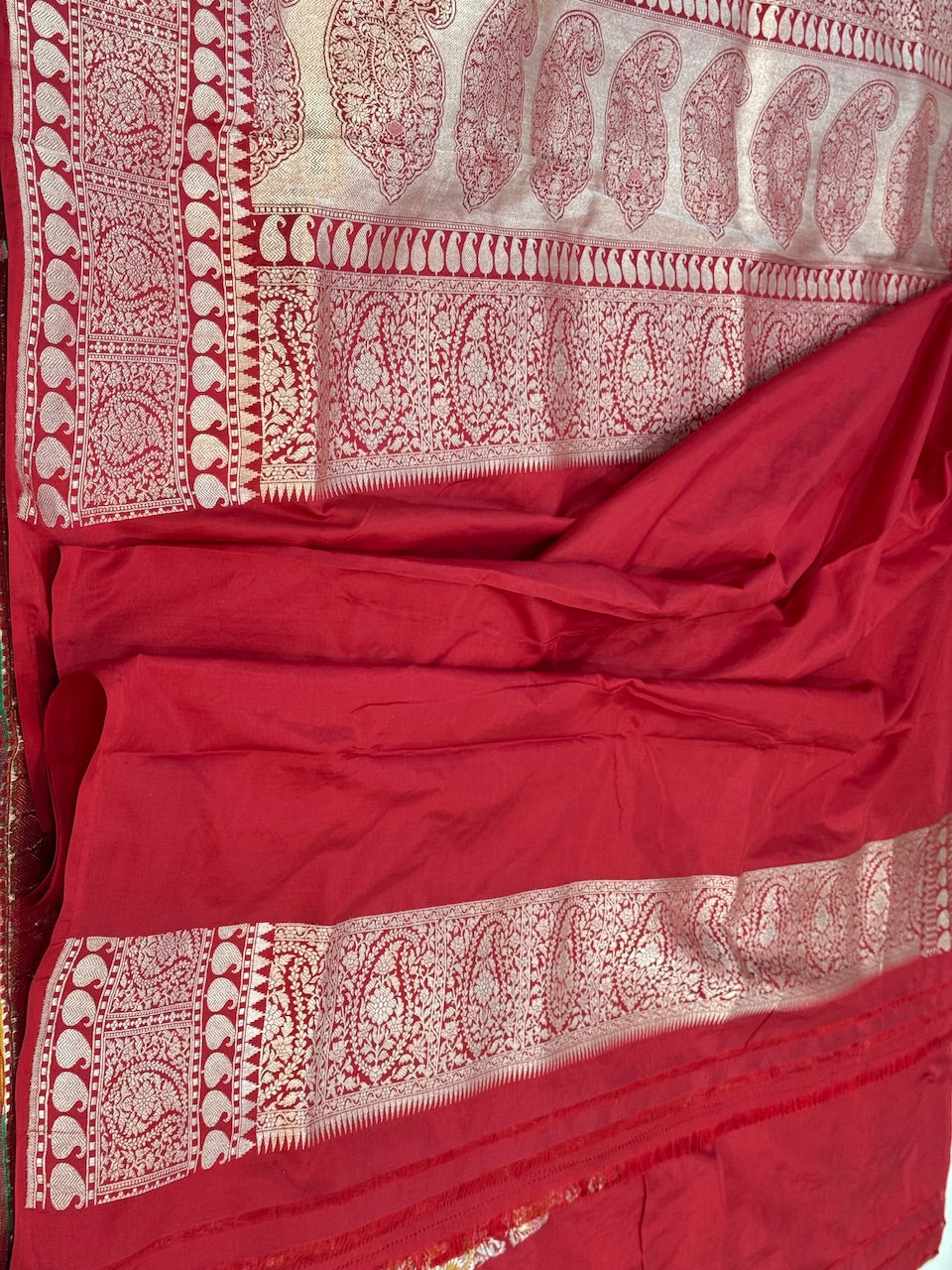 Red Rangkaat Pure Silk Saree