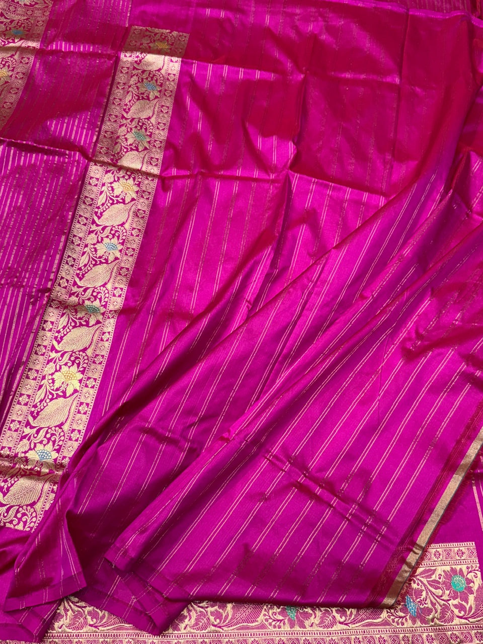 Rani Pink Handwoven Pure Banarasi Silk Saree