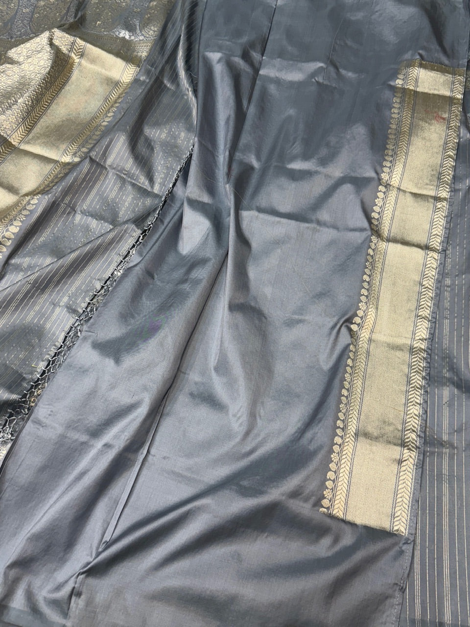 Grey Handwoven Pure Silk Saree