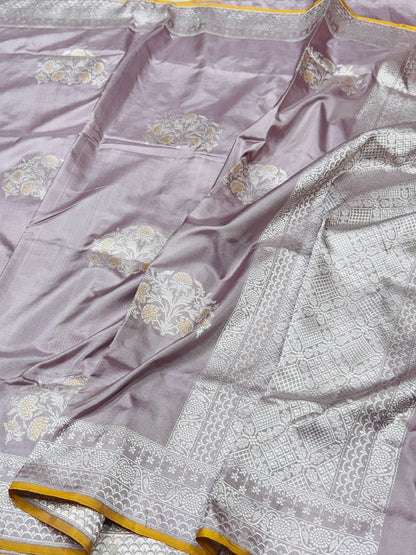 Mauve Ektara Handwoven Pure Banarasi Silk Saree