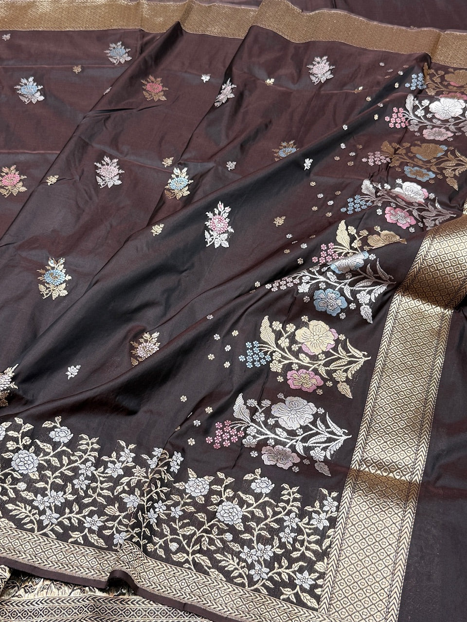 Wine Handwoven Pure Banarasi Silk Saree
