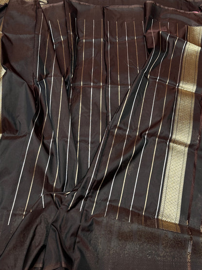 Wine Handwoven Pure Banarasi Silk Saree
