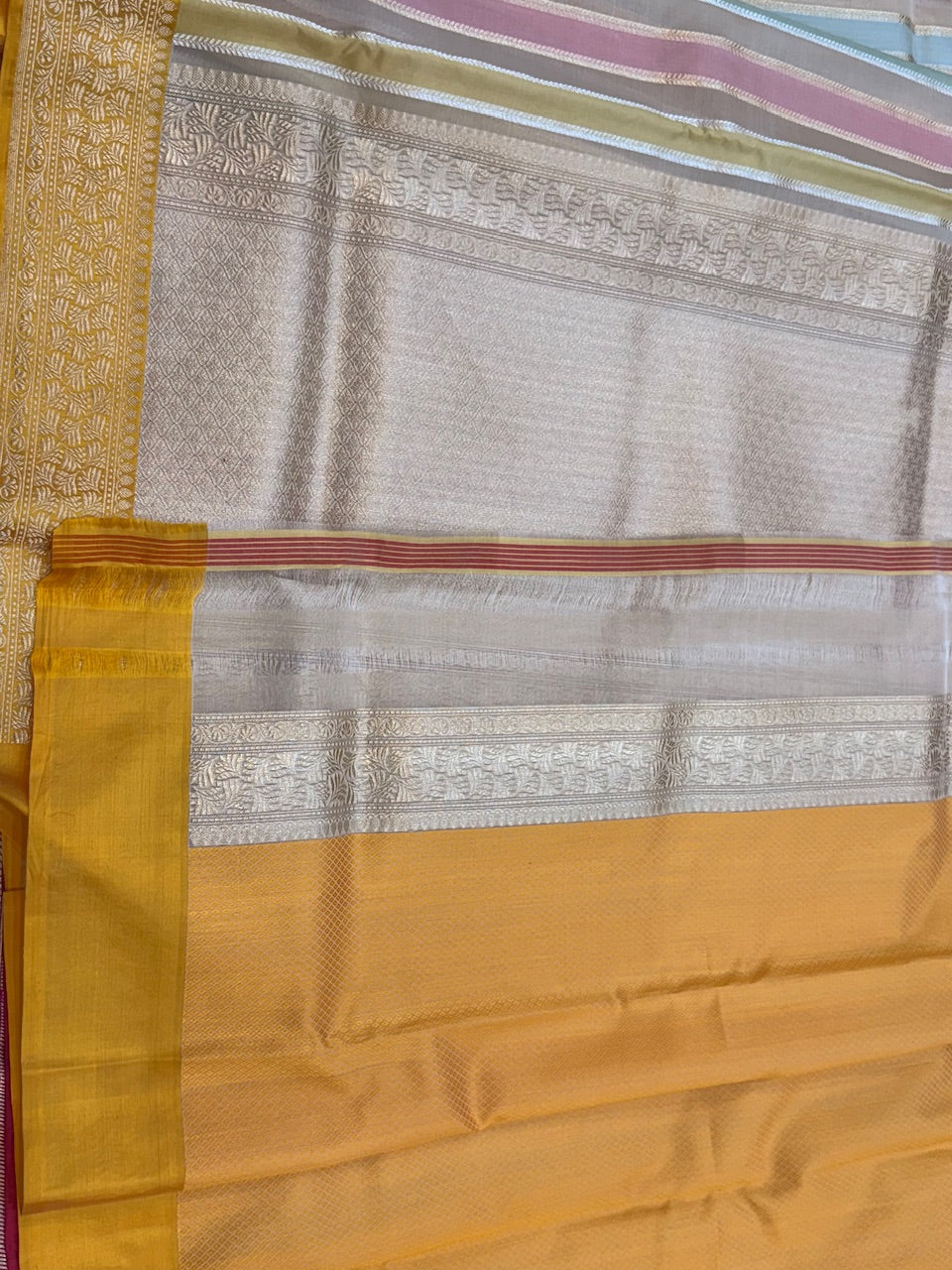 Yellow Handwoven Pure Banarasi Organza Saree