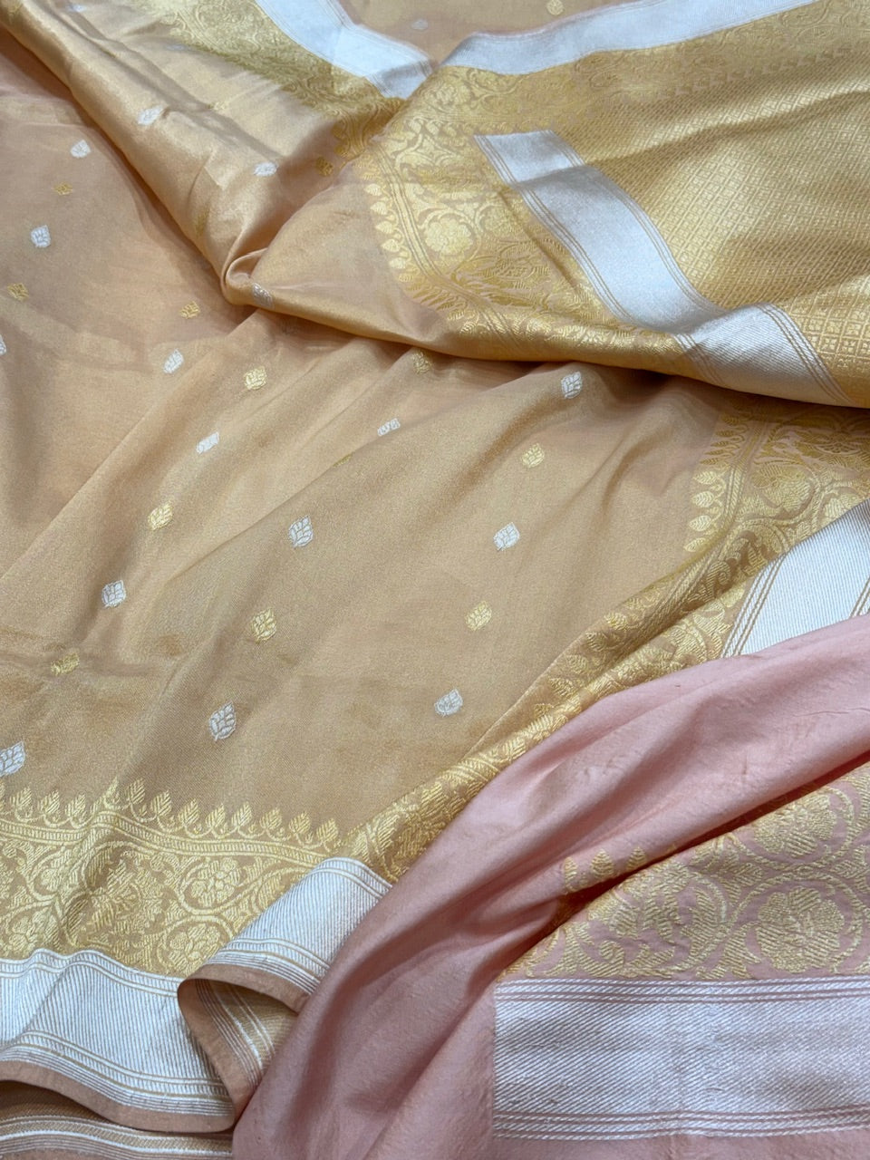 Peach Handwoven Pure Banarasi Tissue Saree