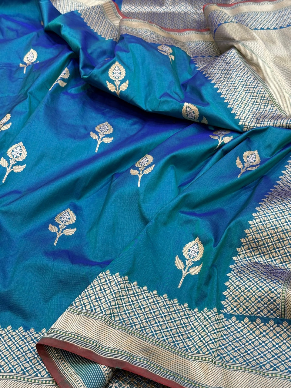 Peacock Blue Handwoven Banarasi Silk Saree