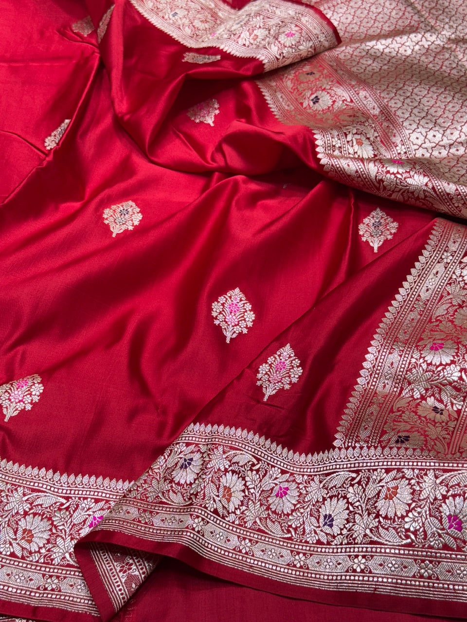 Red Handwoven Vintage Pure Banarasi Satin Silk Saree