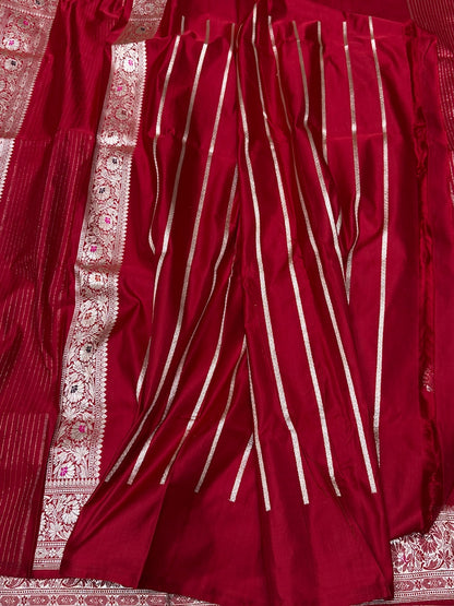 Red Handwoven Vintage Pure Banarasi Satin Silk Saree
