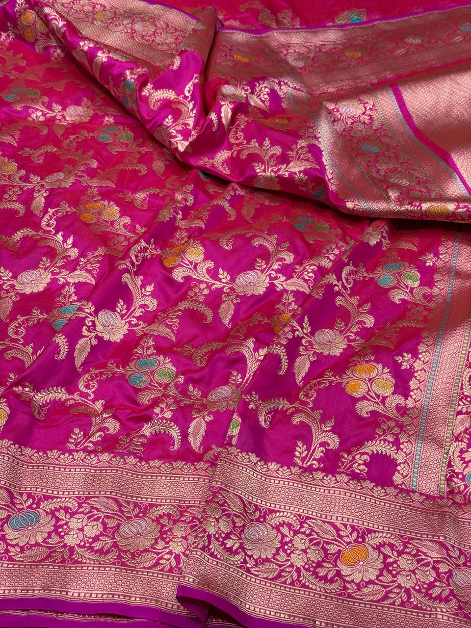 Rani Pink Handwoven Pure Banarasi Silk Saree