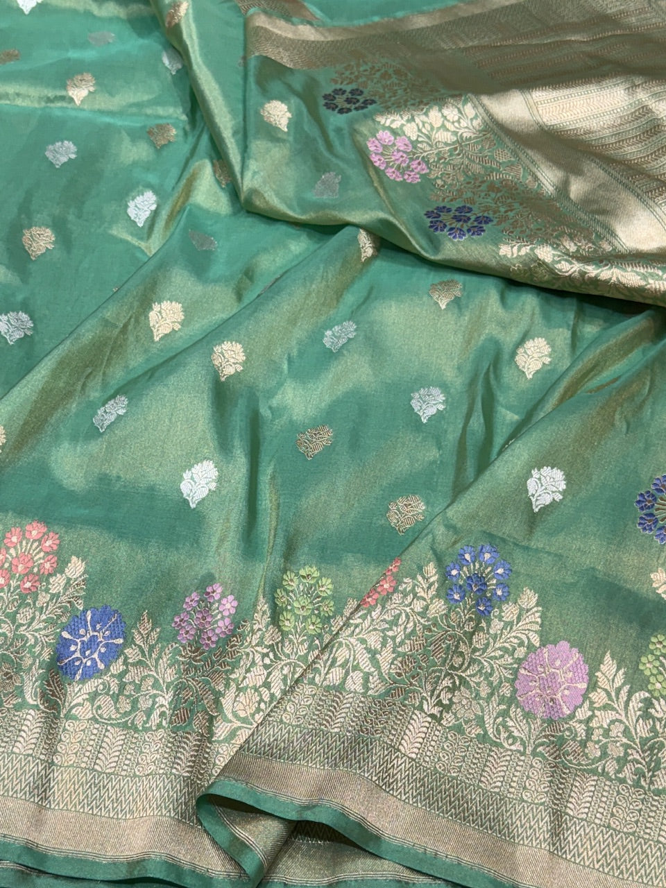 Handwoven Pure Tissue Saree