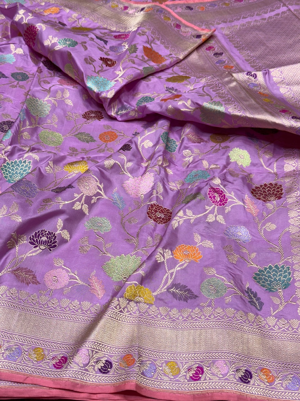 Lavender Handwoven Pure Banarasi Silk Saree