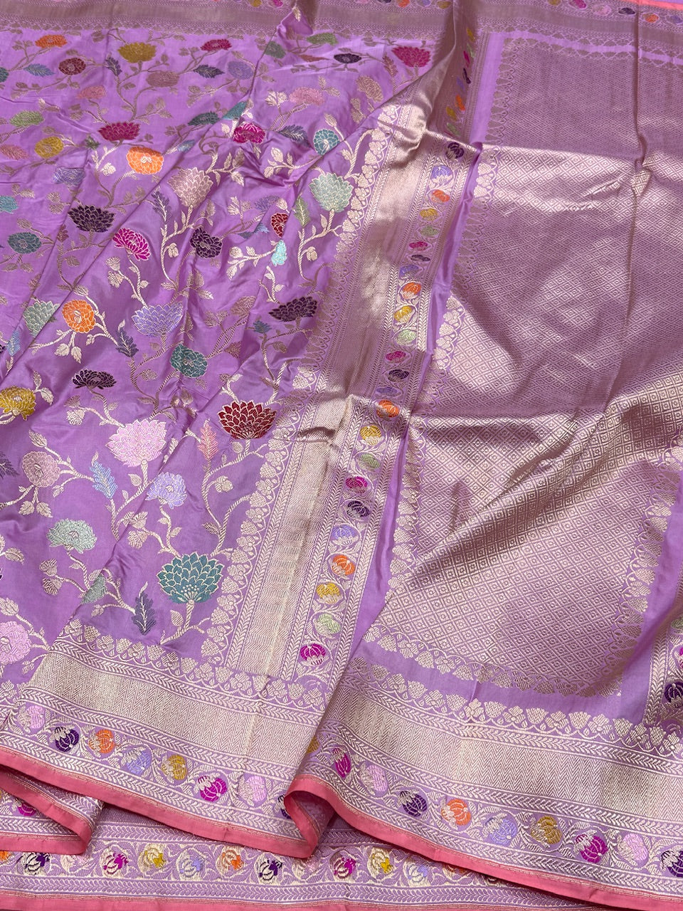 Lavender Handwoven Pure Banarasi Silk Saree