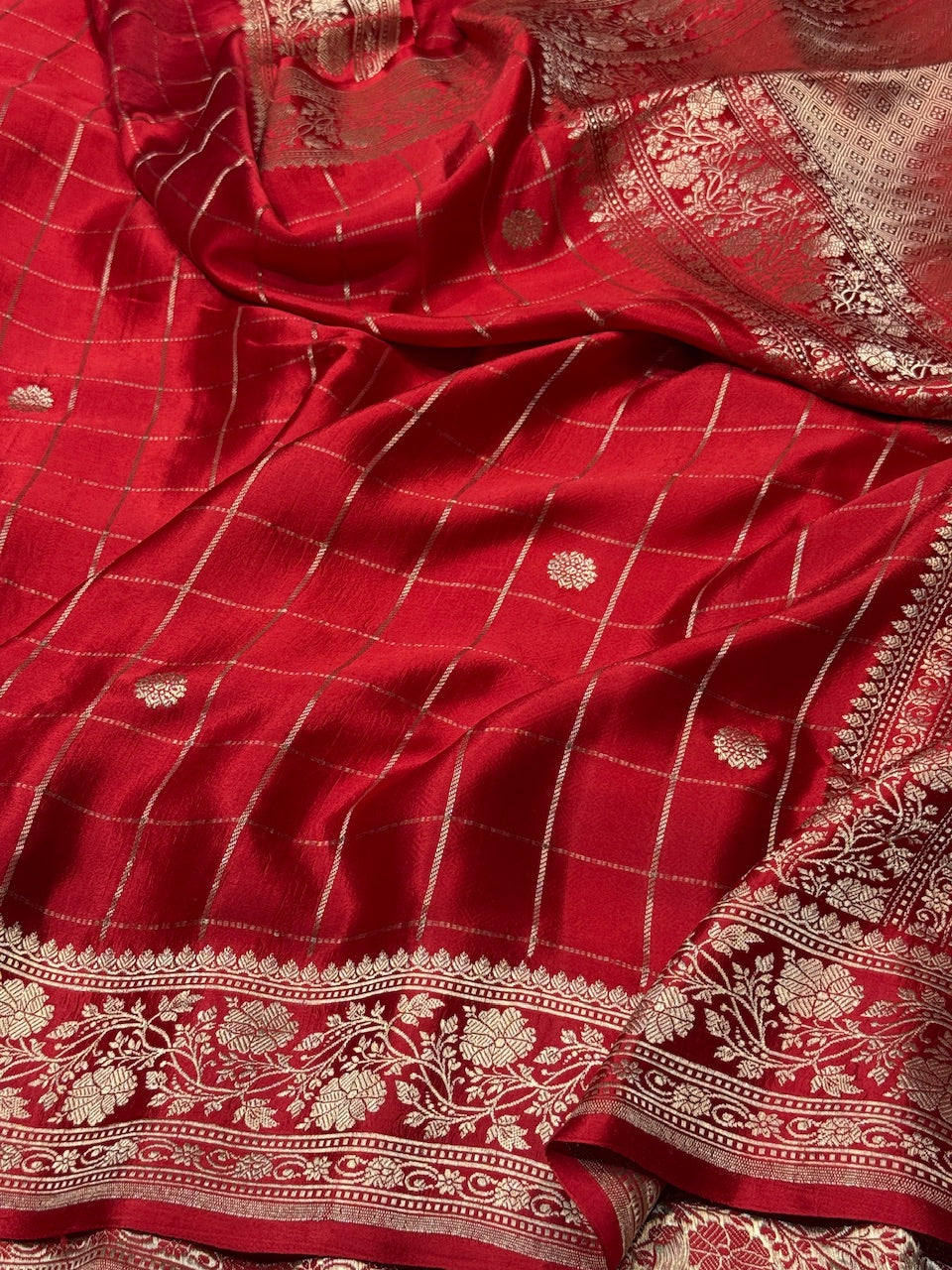 Handwoven Pure Banarasi Mashru Silk Saree