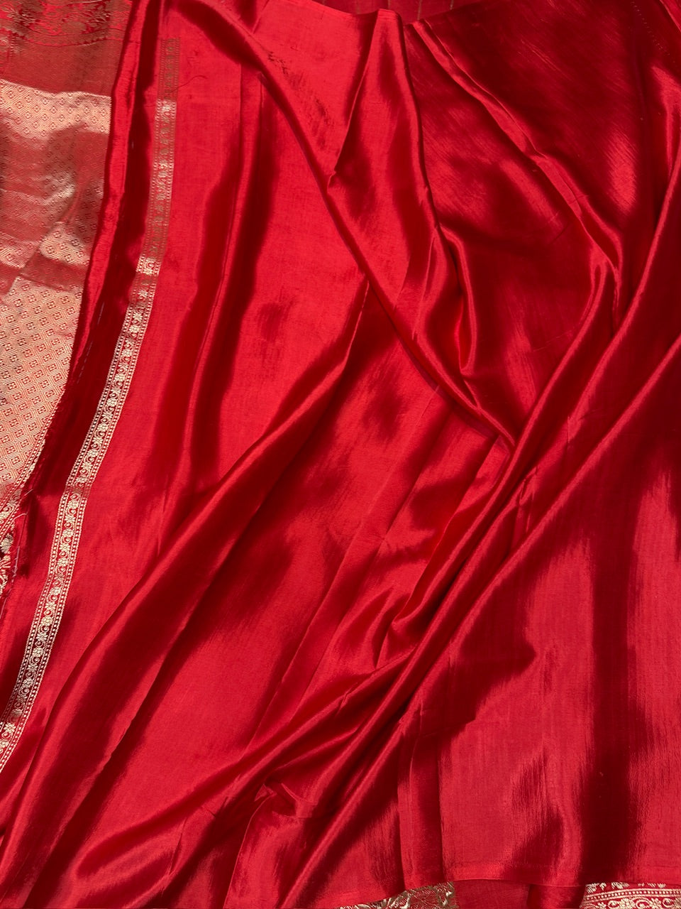 Handwoven Pure Banarasi Mashru Silk Saree