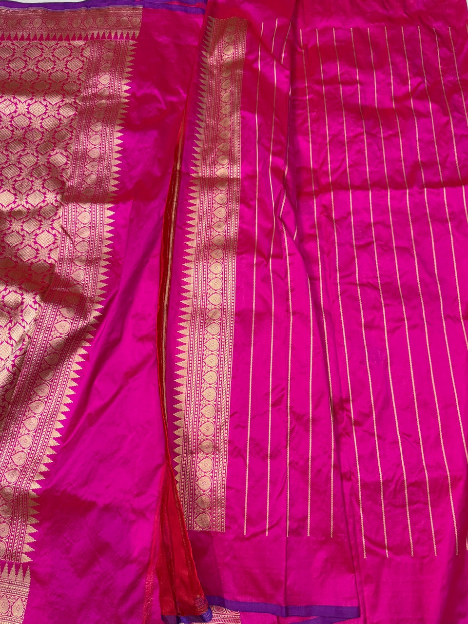 Rani Pink Handwoven Pure Banarasi Silk Saree