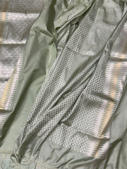Pista Green Handwoven Pure Ektara Tissue Saree