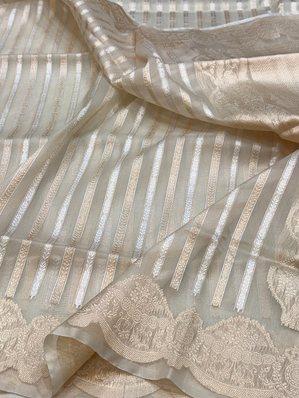 Ivory Handwoven Banarasi Organza Saree