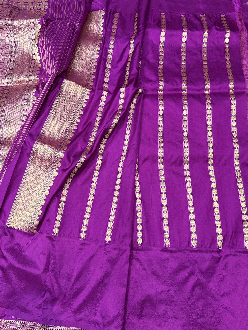 Gajiri Pink Handwoven Banarasi Pure Organza Saree