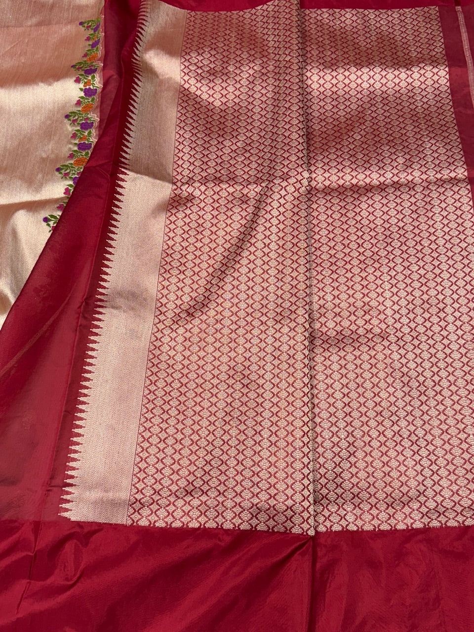 Handwoven Banarasi Pure Organza Saree