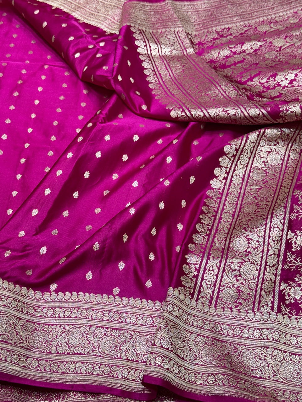 Rani Pink Handwoven Pure Banarasi Satin Silk Saree