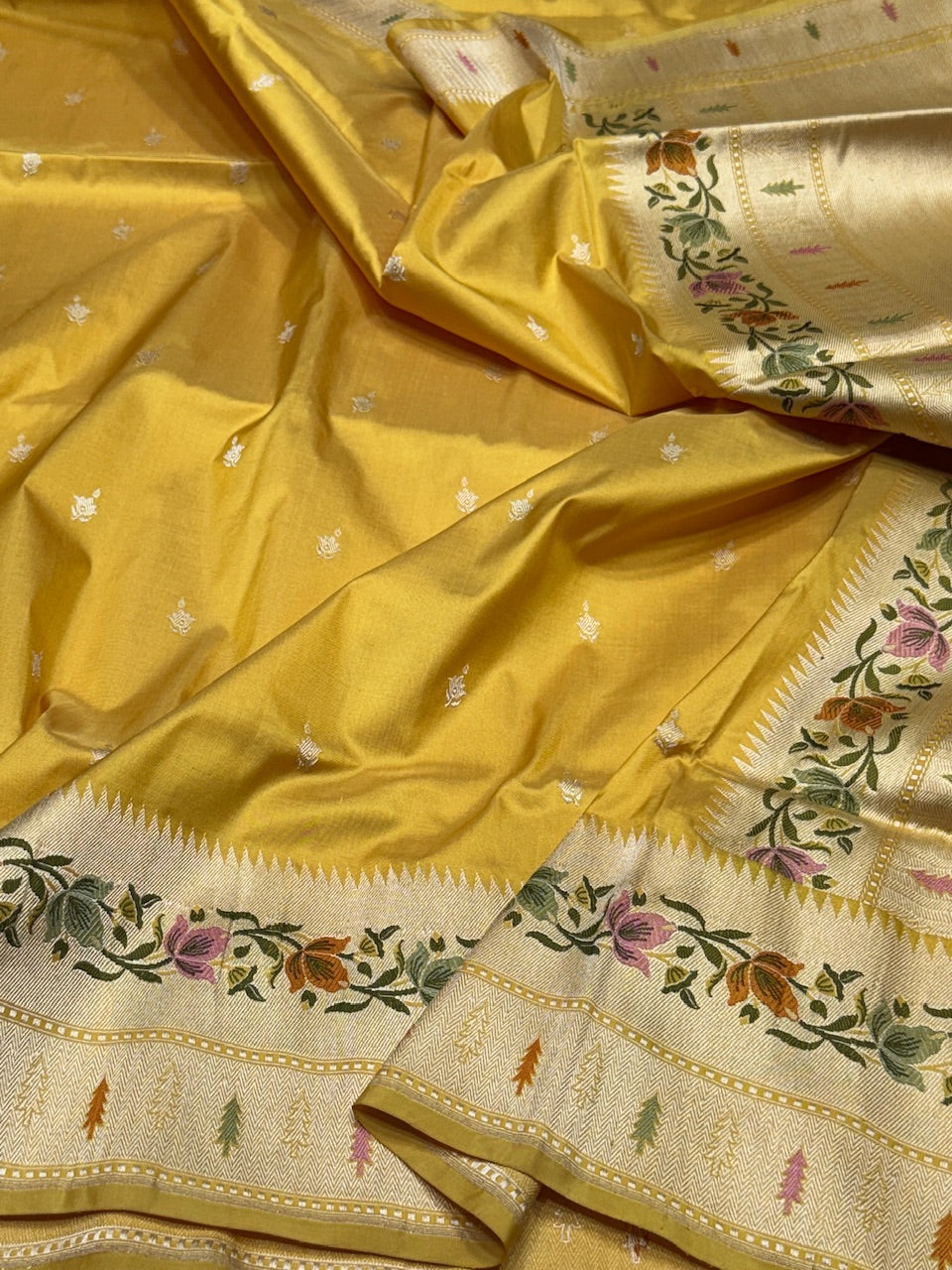 Mustard Yellow Handwoven Banarasi Pure Katan Silk Saree