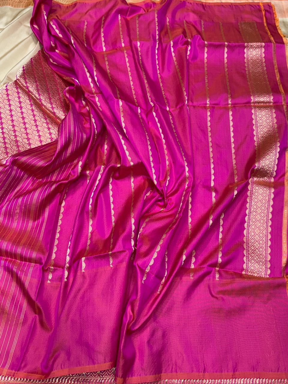 Cream Ektara Handwoven Pure Banarasi Silk Saree