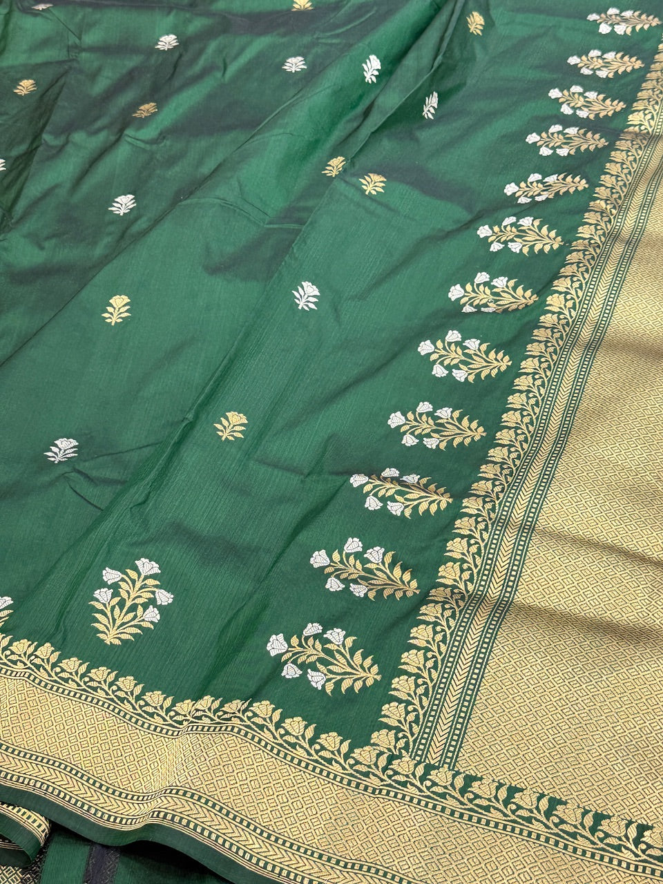 Bottle Green Handwoven Banarasi Pure Silk Saree